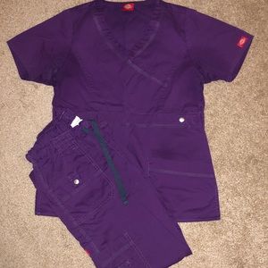 Dickies scrub set - Small